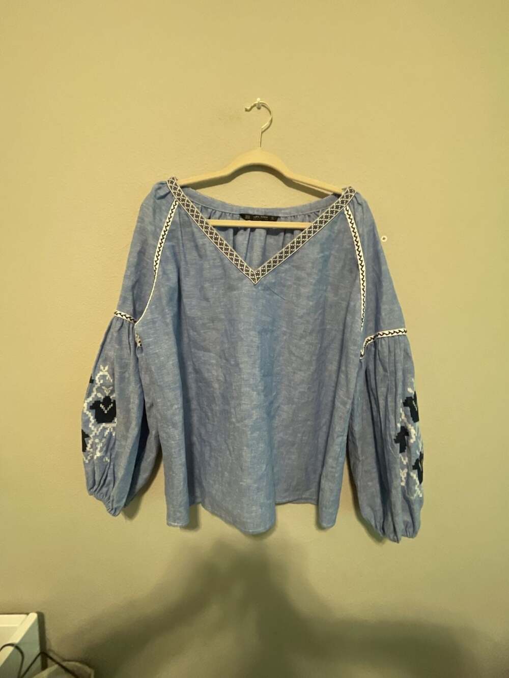Zara Basic Collection Embroidered Linen Blend Balloon Sleeve Blouse
